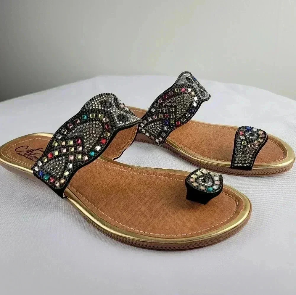 Embellished Toe-Ring Flat Sandals - Picture 2 of 5